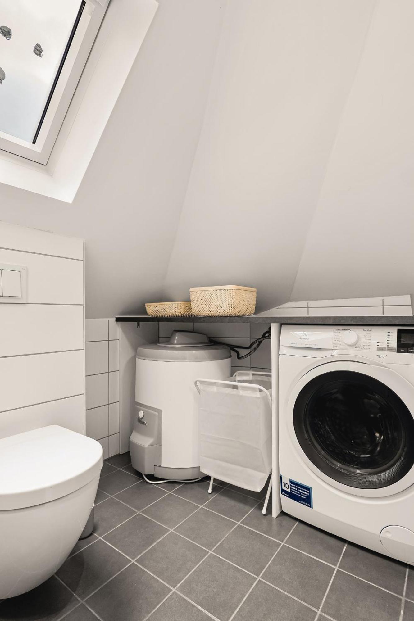Dinbnb Apartments I 350M To Bryggen I Renovated 2023 I Quiet Top Apart เบอร์เกน ภายนอก รูปภาพ
